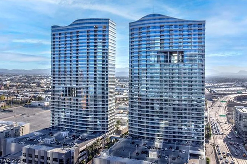 4525 Dean Martin, Las Vegas, NV 89103