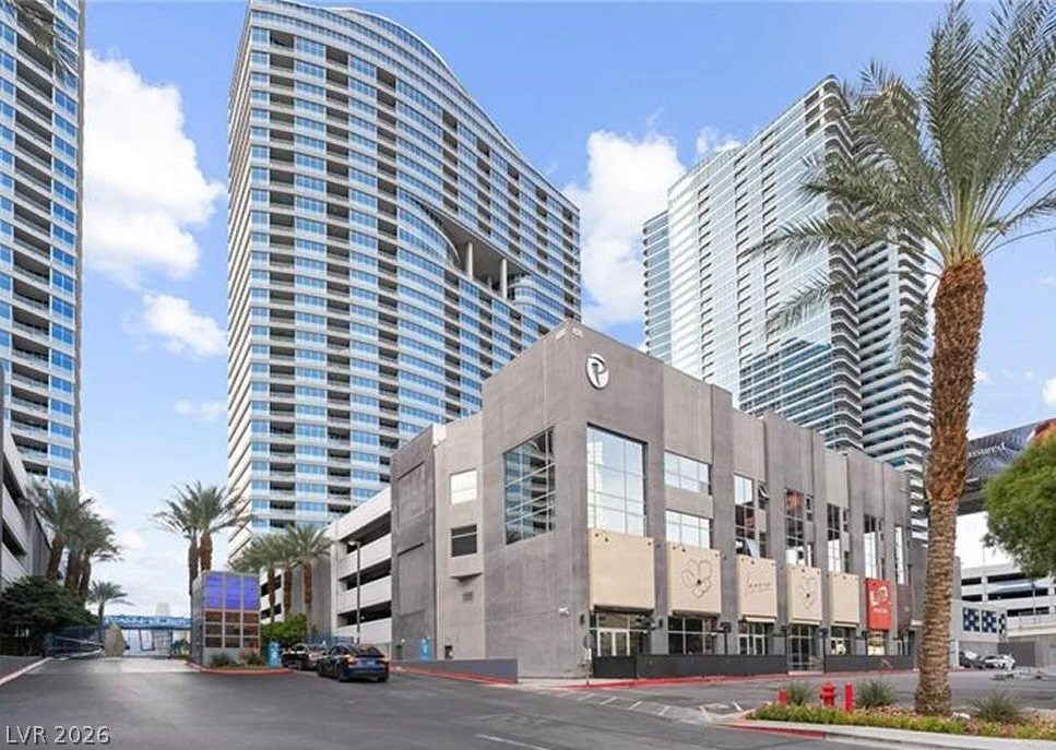 4525 Dean Martin, Las Vegas, NV 89103