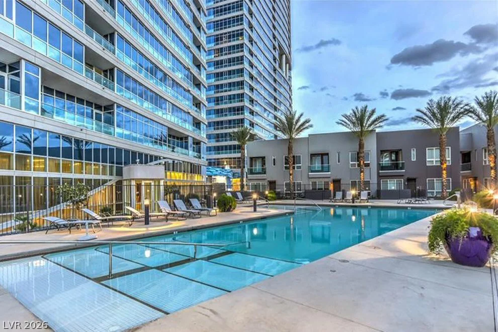 4525 Dean Martin, Las Vegas, NV 89103