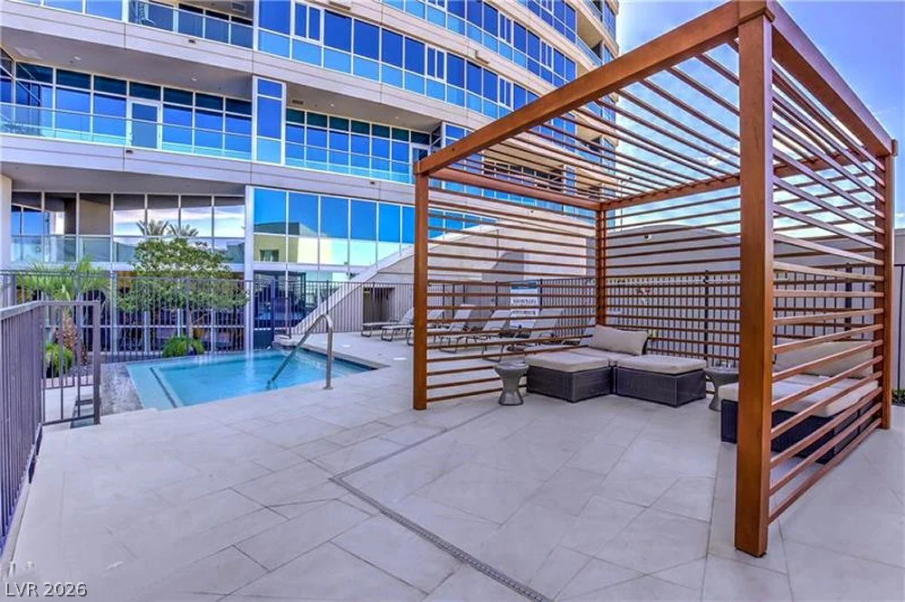 4525 Dean Martin, Las Vegas, NV 89103