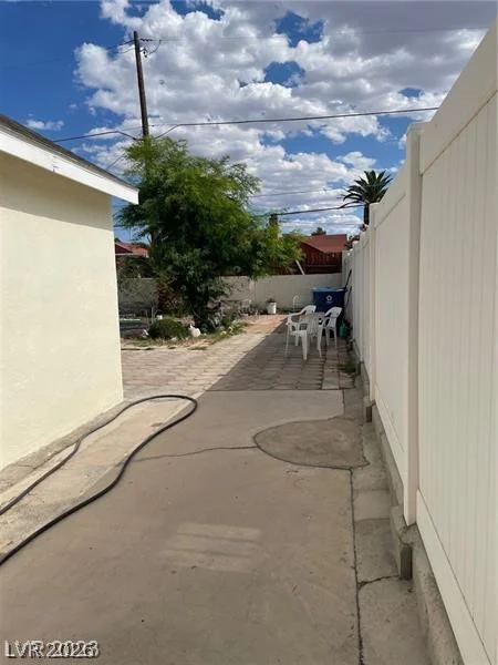 1320 Norman, Las Vegas, NV 89104