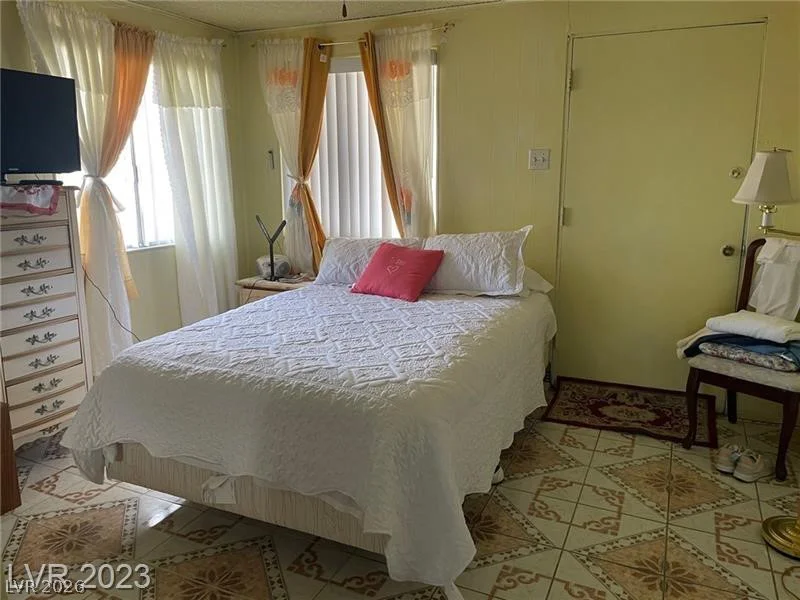 1320 Norman, Las Vegas, NV 89104