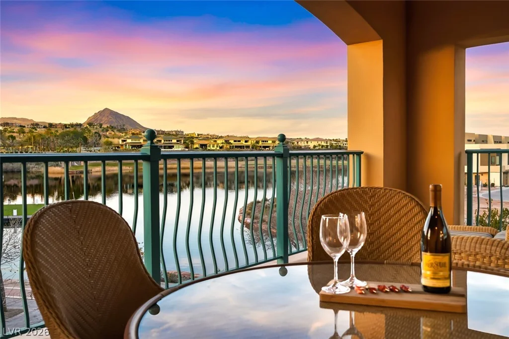 30 Strada Di Villaggio, Henderson, NV 89011