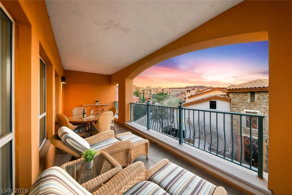 30 Strada Di Villaggio, Henderson, NV 89011