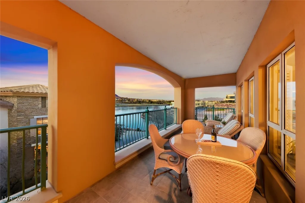 30 Strada Di Villaggio, Henderson, NV 89011