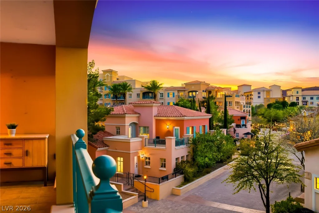 30 Strada Di Villaggio, Henderson, NV 89011