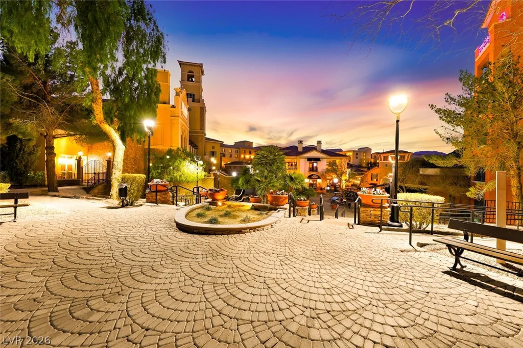 30 Strada Di Villaggio, Henderson, NV 89011
