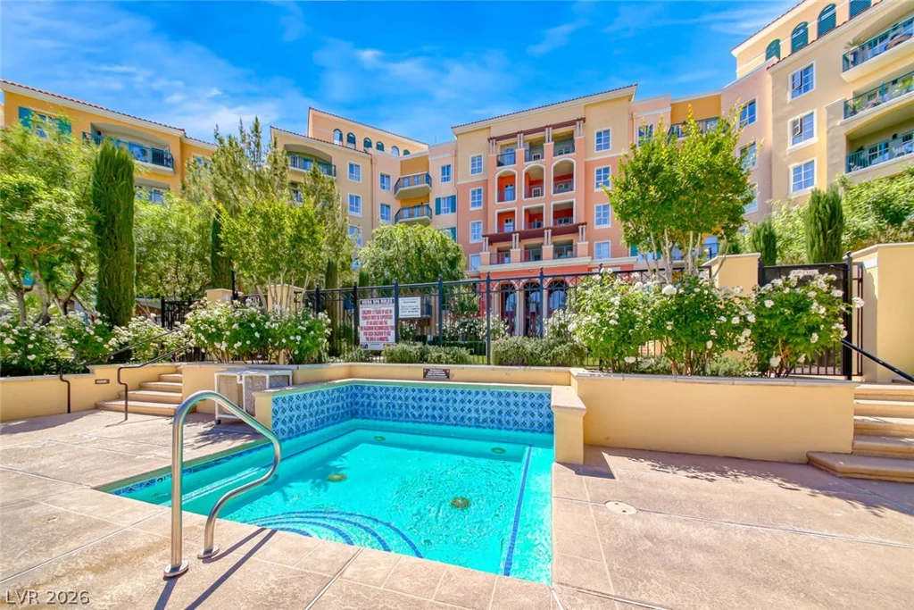 30 Strada Di Villaggio, Henderson, NV 89011