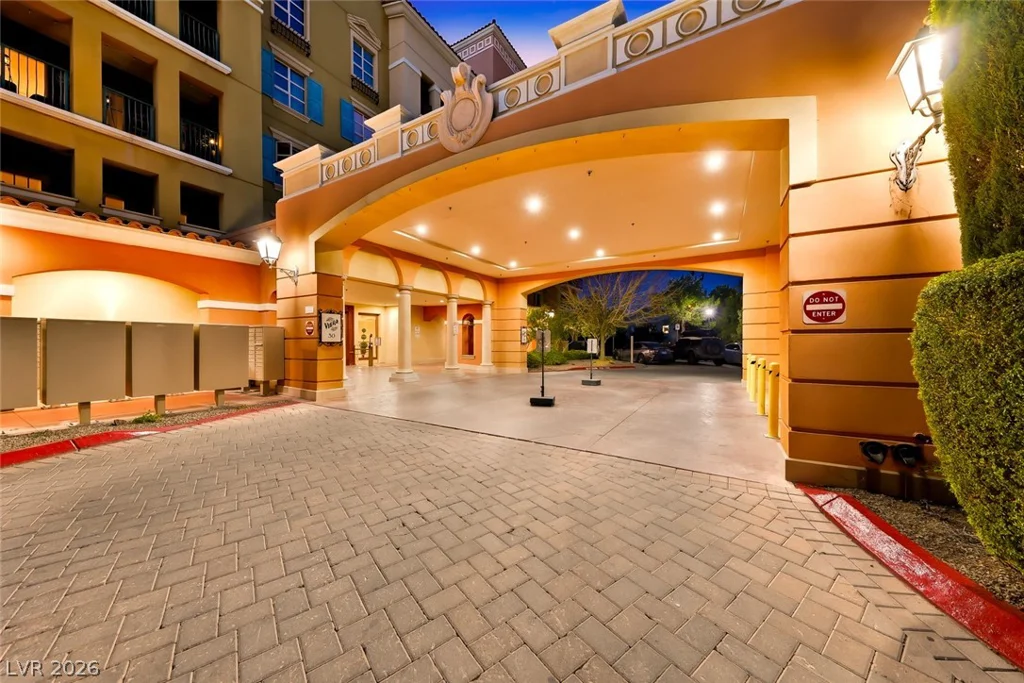 30 Strada Di Villaggio, Henderson, NV 89011