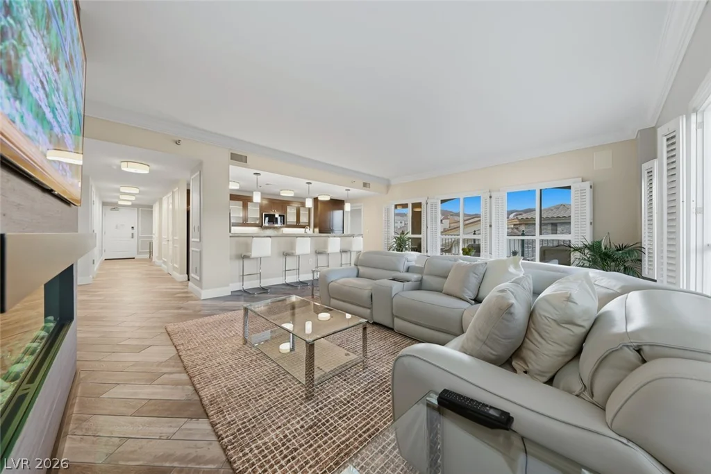 30 Strada Di Villaggio, Henderson, NV 89011
