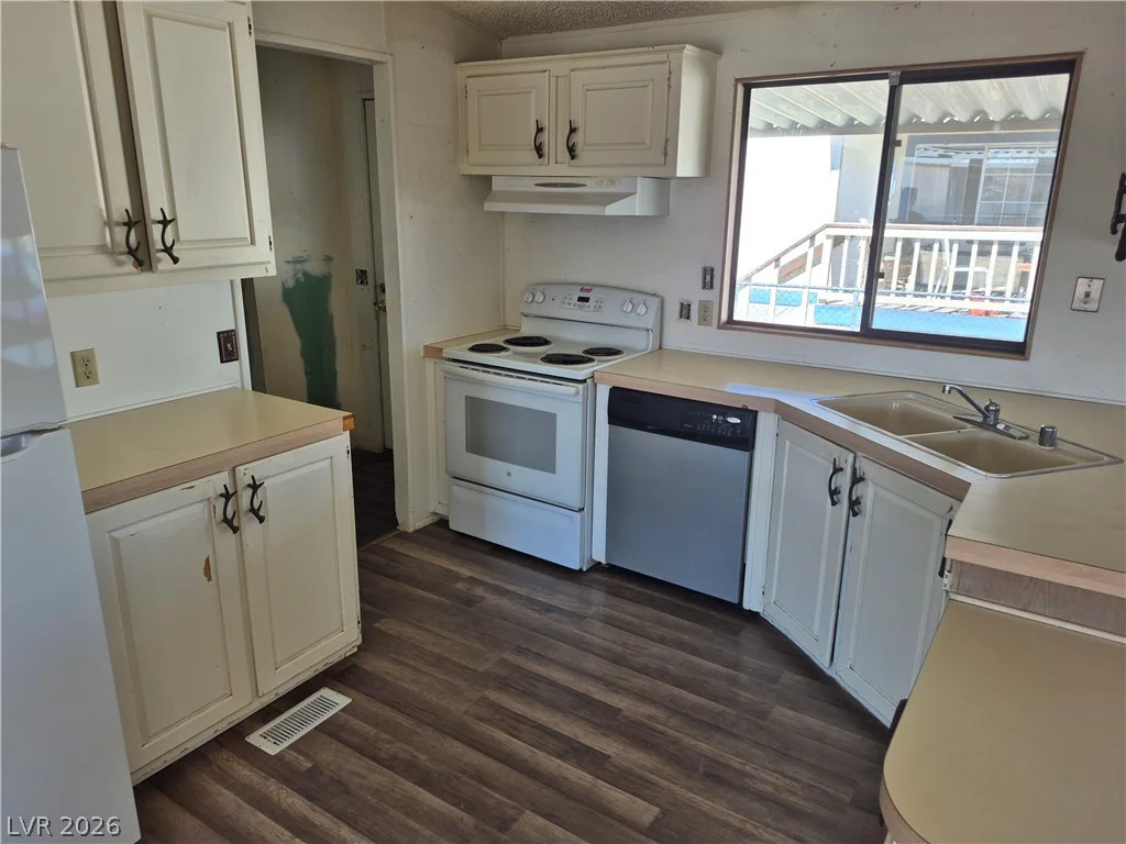 51 Potter, Pahrump, NV 89048