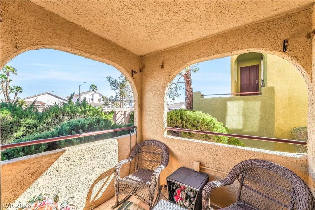 7950 Flamingo, Las Vegas, NV 89147
