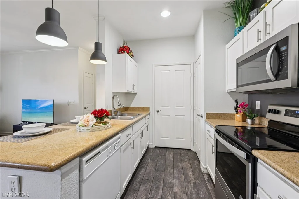 2900 Sunridge Heights, Henderson, NV 89052