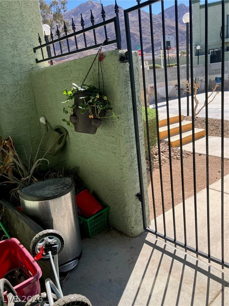 7095 Burcot, Las Vegas, NV 89156