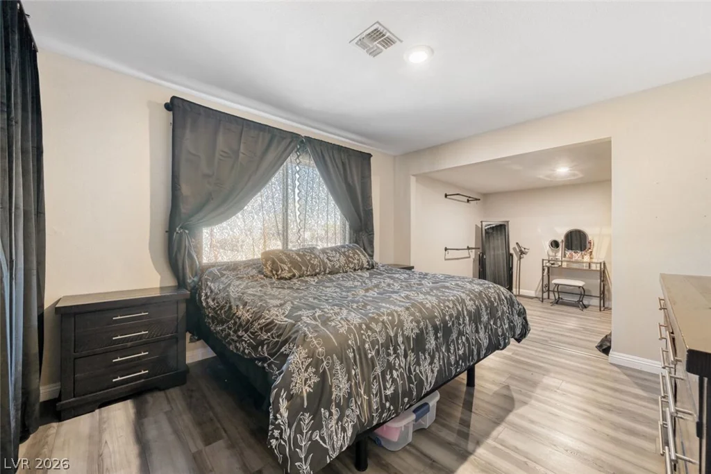 325 Rochell, Henderson, NV 89015