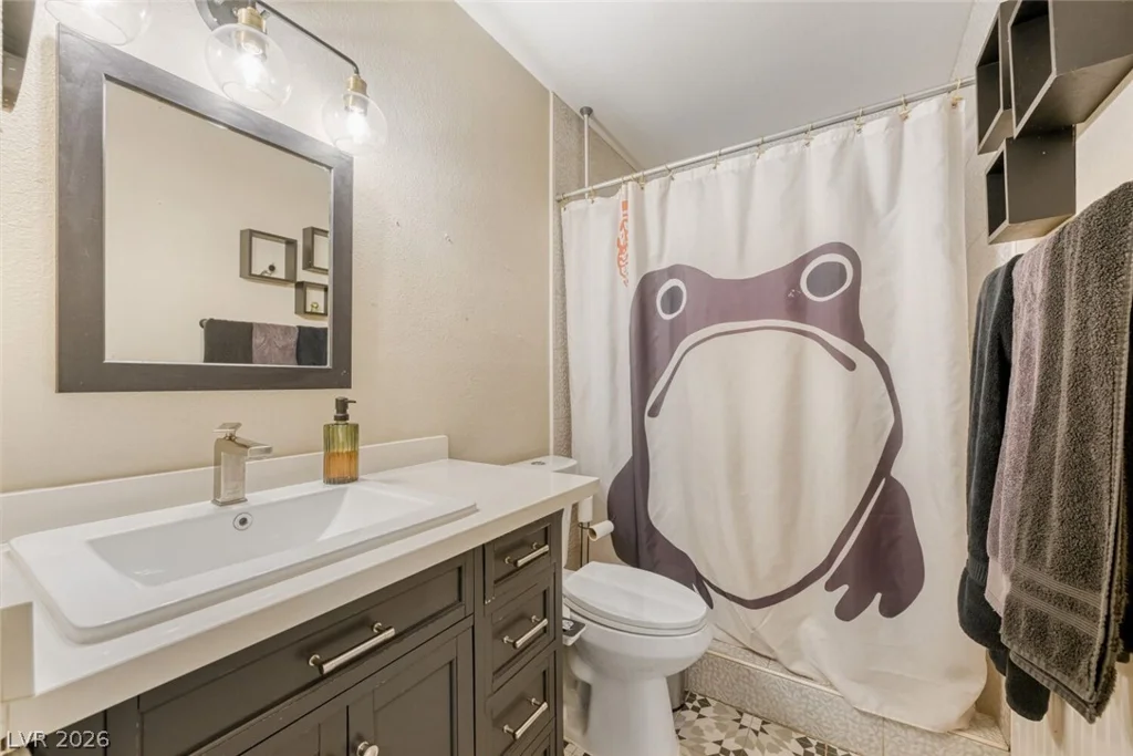 325 Rochell, Henderson, NV 89015