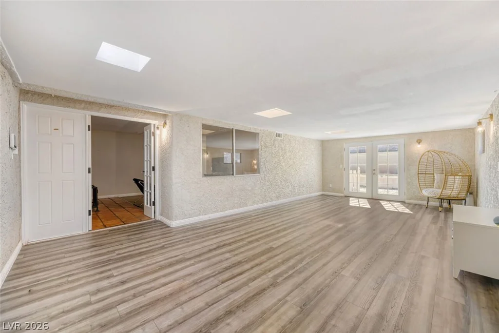 325 Rochell, Henderson, NV 89015