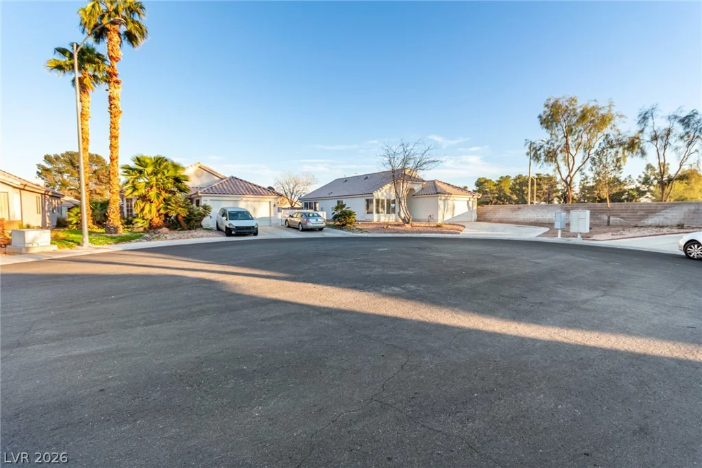 4400 Sandhorse, Las Vegas, NV 89130