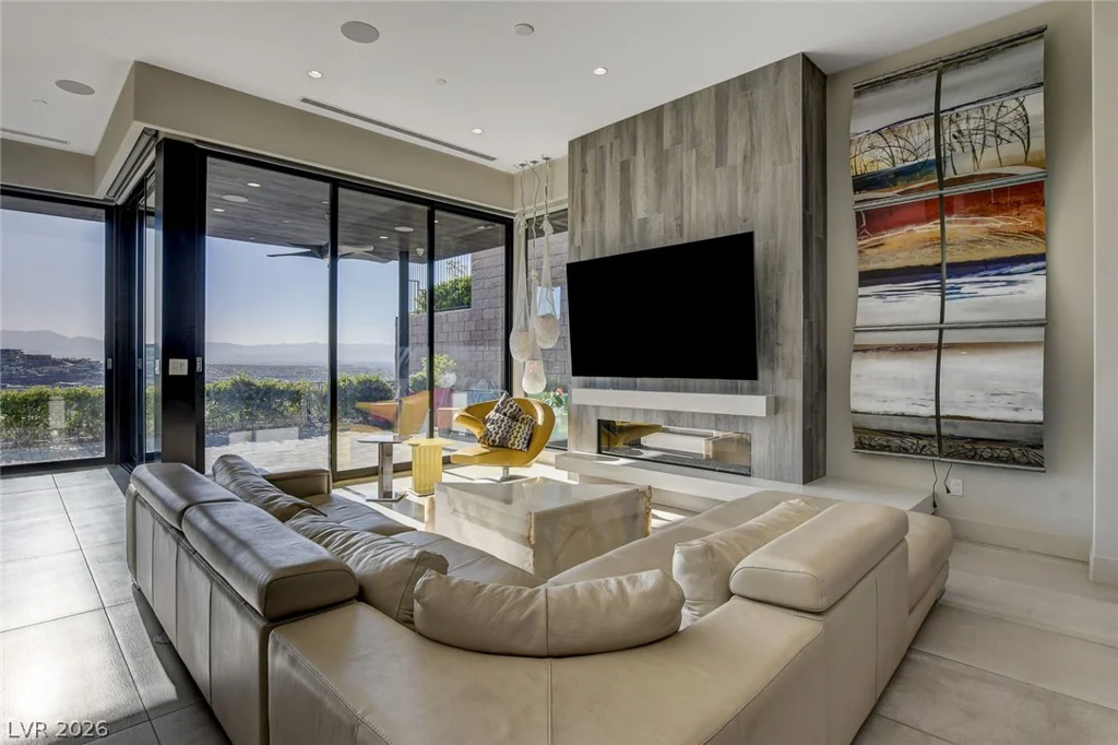 455 Tranquil Peak, Henderson, NV 89012