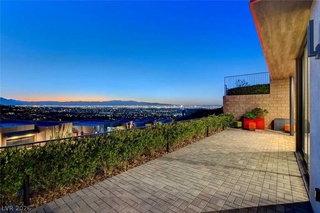 455 Tranquil Peak, Henderson, NV 89012