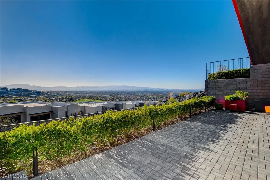 455 Tranquil Peak, Henderson, NV 89012