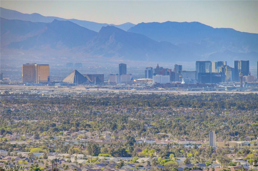 455 Tranquil Peak, Henderson, NV 89012