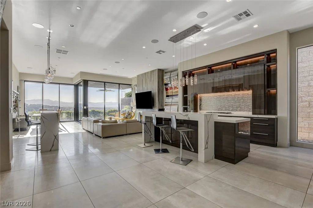 455 Tranquil Peak, Henderson, NV 89012