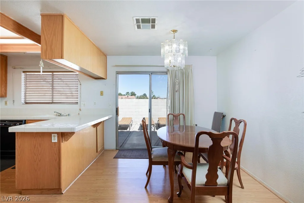 2546 Wolverton, Henderson, NV 89074