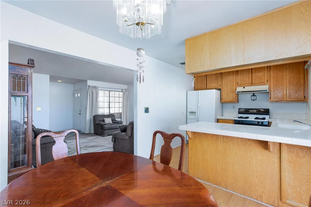 2546 Wolverton, Henderson, NV 89074