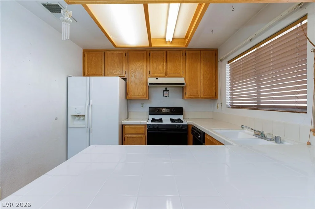 2546 Wolverton, Henderson, NV 89074