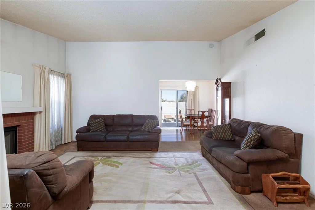 2546 Wolverton, Henderson, NV 89074