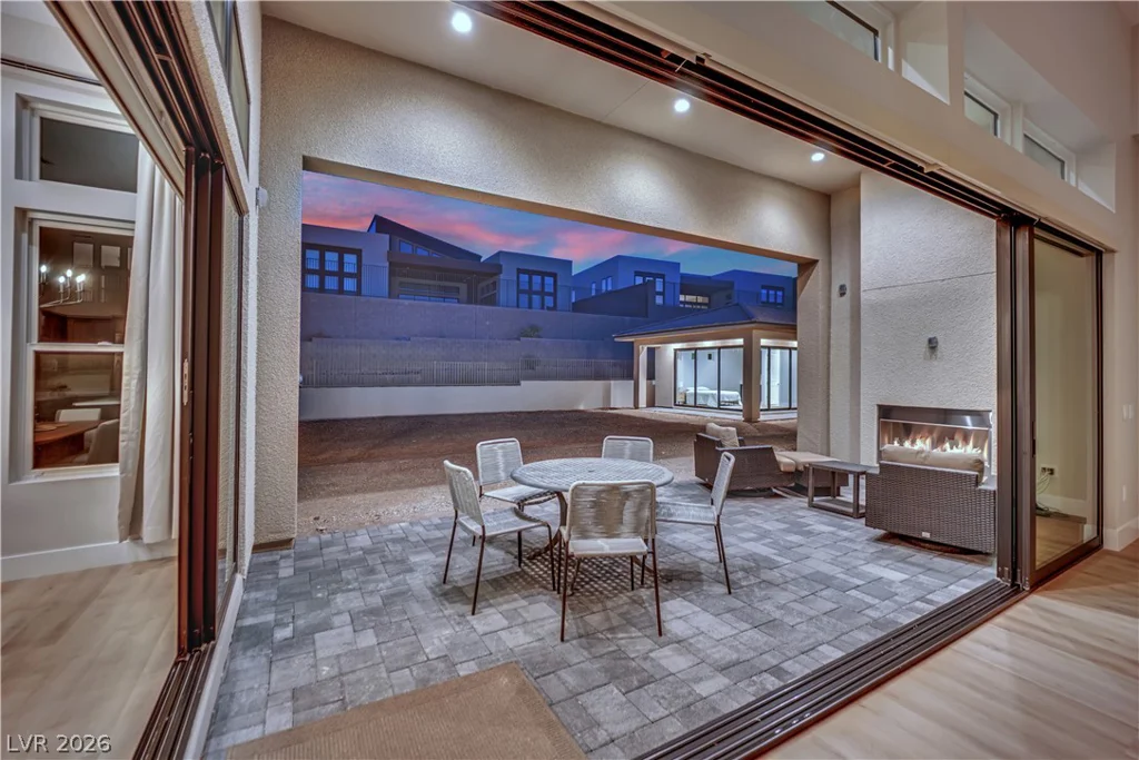 10973 Horizon Ledge, Las Vegas, NV 89135