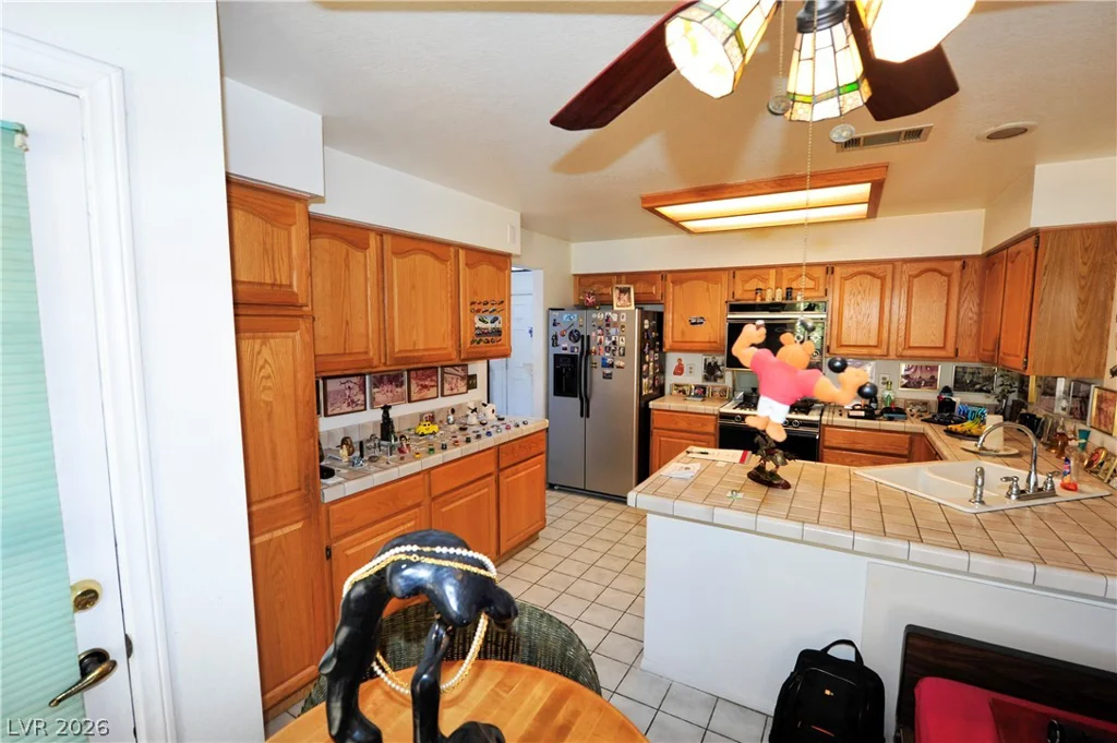 7208 Crooked Bow, Las Vegas, NV 89149