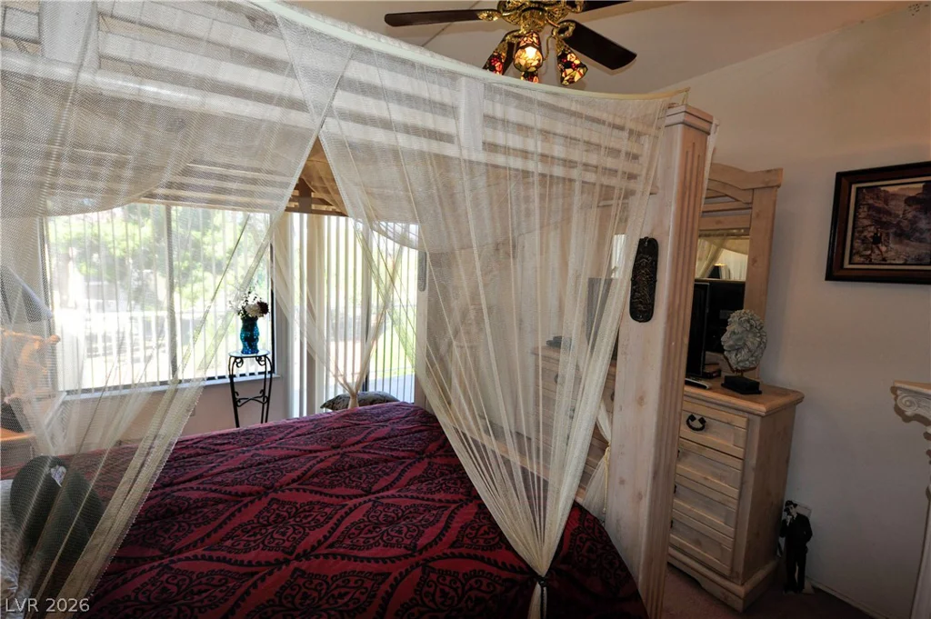7208 Crooked Bow, Las Vegas, NV 89149