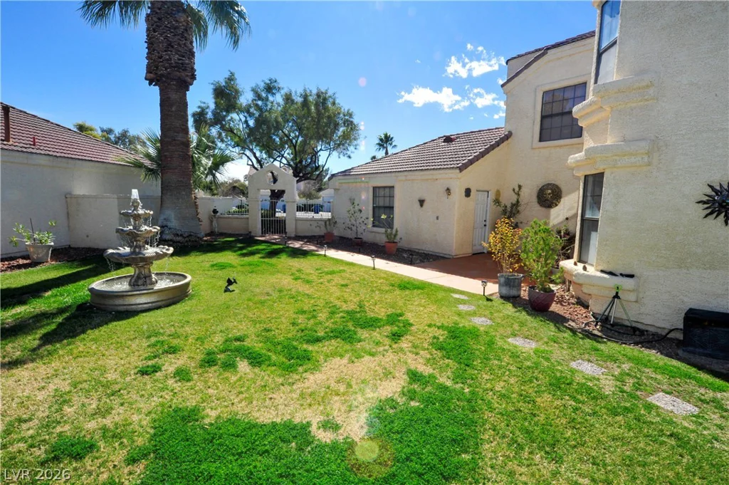 7208 Crooked Bow, Las Vegas, NV 89149