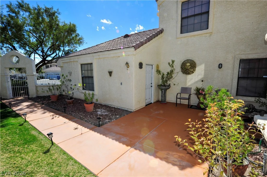 7208 Crooked Bow, Las Vegas, NV 89149