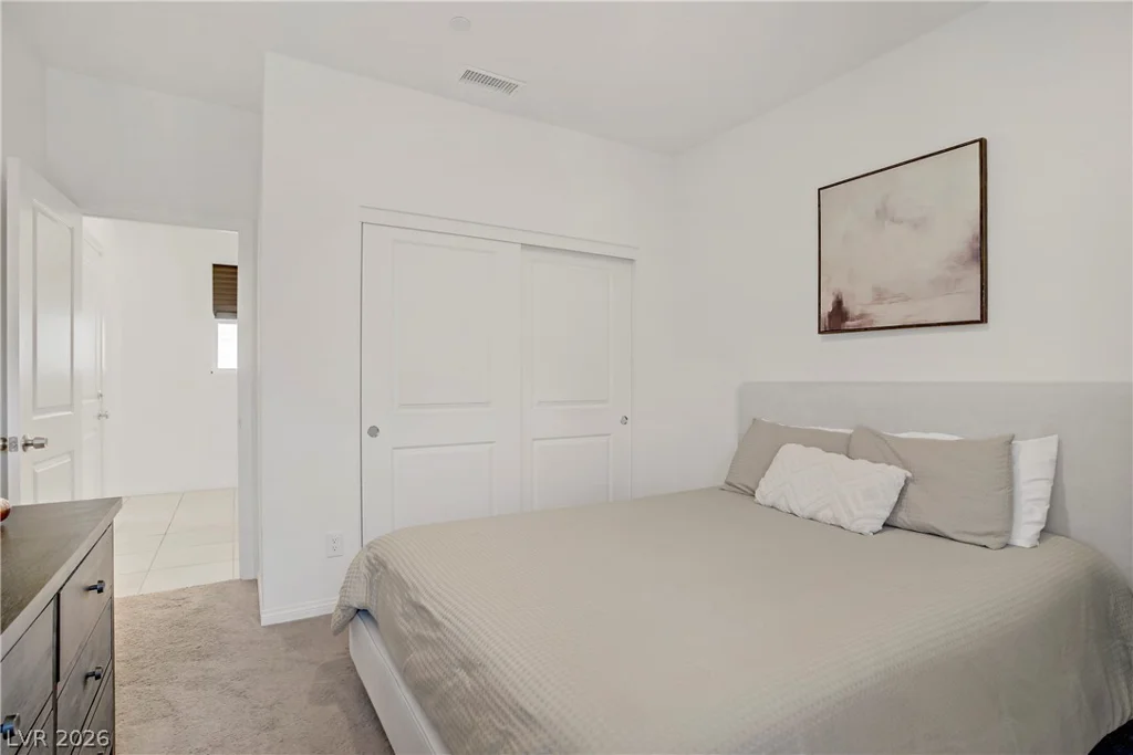 5692 Tinar, Las Vegas, NV 89113