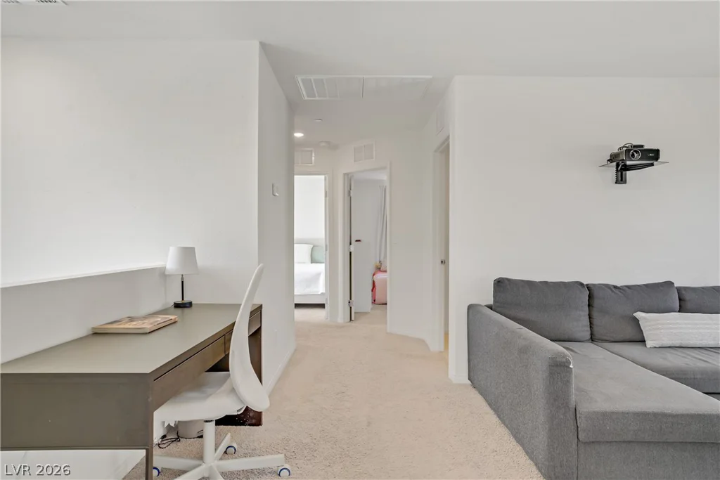 5692 Tinar, Las Vegas, NV 89113