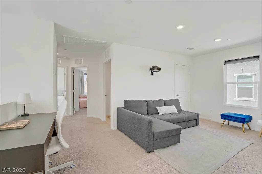 5692 Tinar, Las Vegas, NV 89113