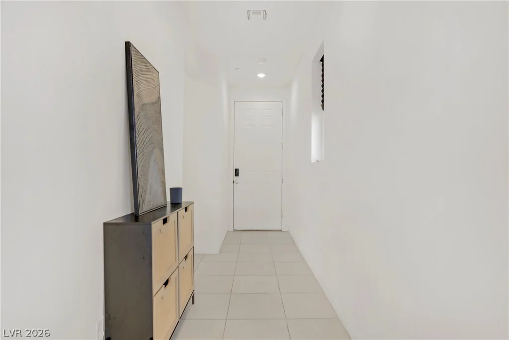 5692 Tinar, Las Vegas, NV 89113