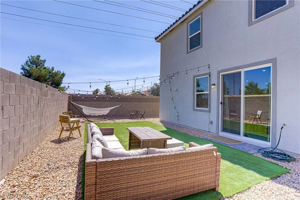 5692 Tinar, Las Vegas, NV 89113