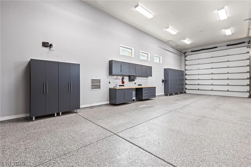 8574 Verde Park, Las Vegas, NV 89129
