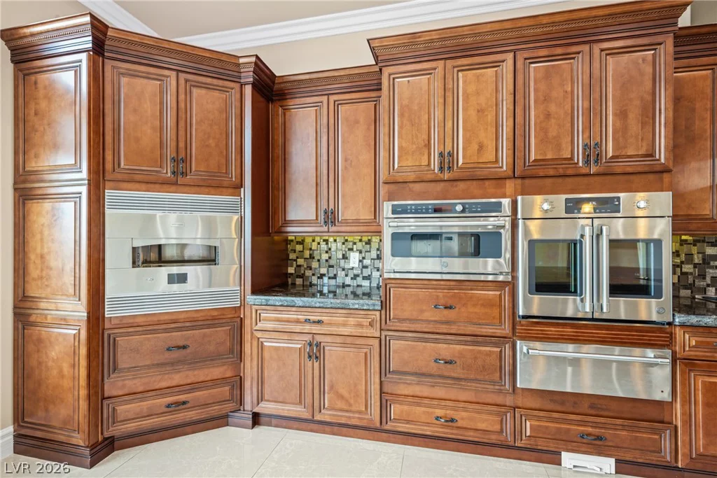 8574 Verde Park, Las Vegas, NV 89129