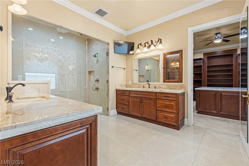 8574 Verde Park, Las Vegas, NV 89129