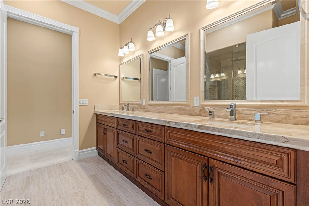 8574 Verde Park, Las Vegas, NV 89129