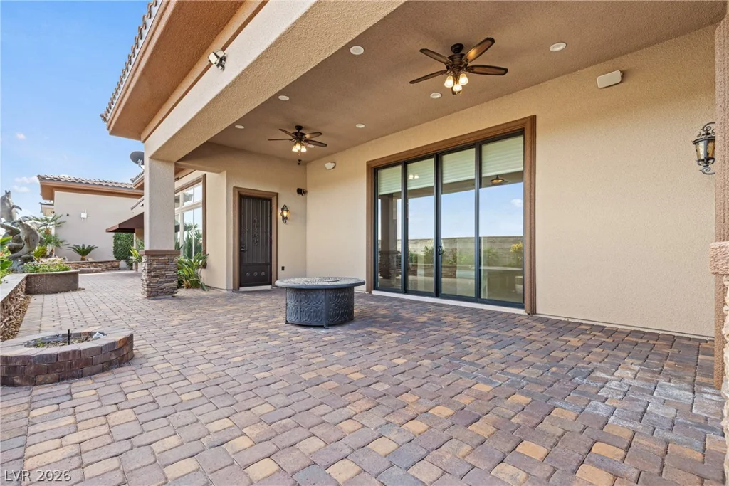 8574 Verde Park, Las Vegas, NV 89129