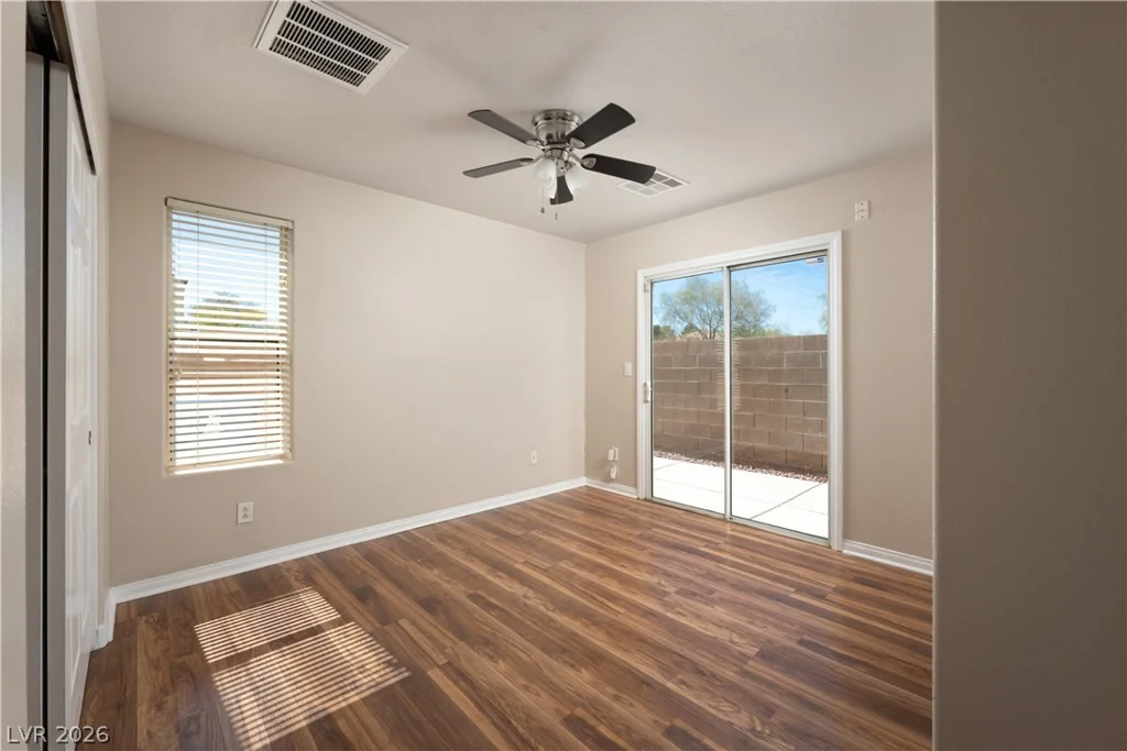 10287 Tiger Paws, Las Vegas, NV 89183