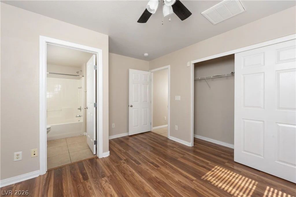 10287 Tiger Paws, Las Vegas, NV 89183