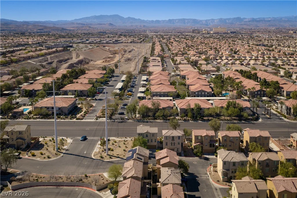 10287 Tiger Paws, Las Vegas, NV 89183