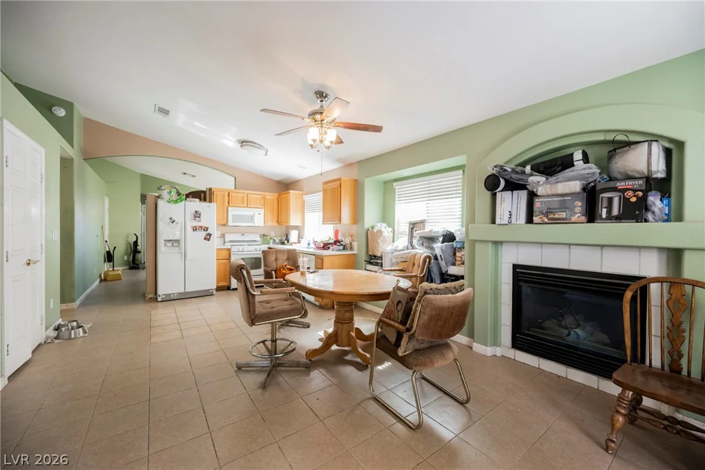 4435 Willowhill, Las Vegas, NV 89147